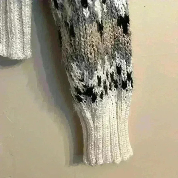 American Eagle Outfitters Cropped Size XS Button Up V Neck Long Cardigan Sweater - Picture 5 of 11